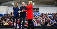 Clintonlardan New York'ta aile boyu seçim kampanyası